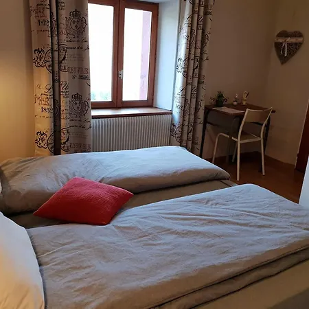 D'hotes A La Montagne, Animaux Acceptes - Fr-1-589-735 Bed & Breakfast